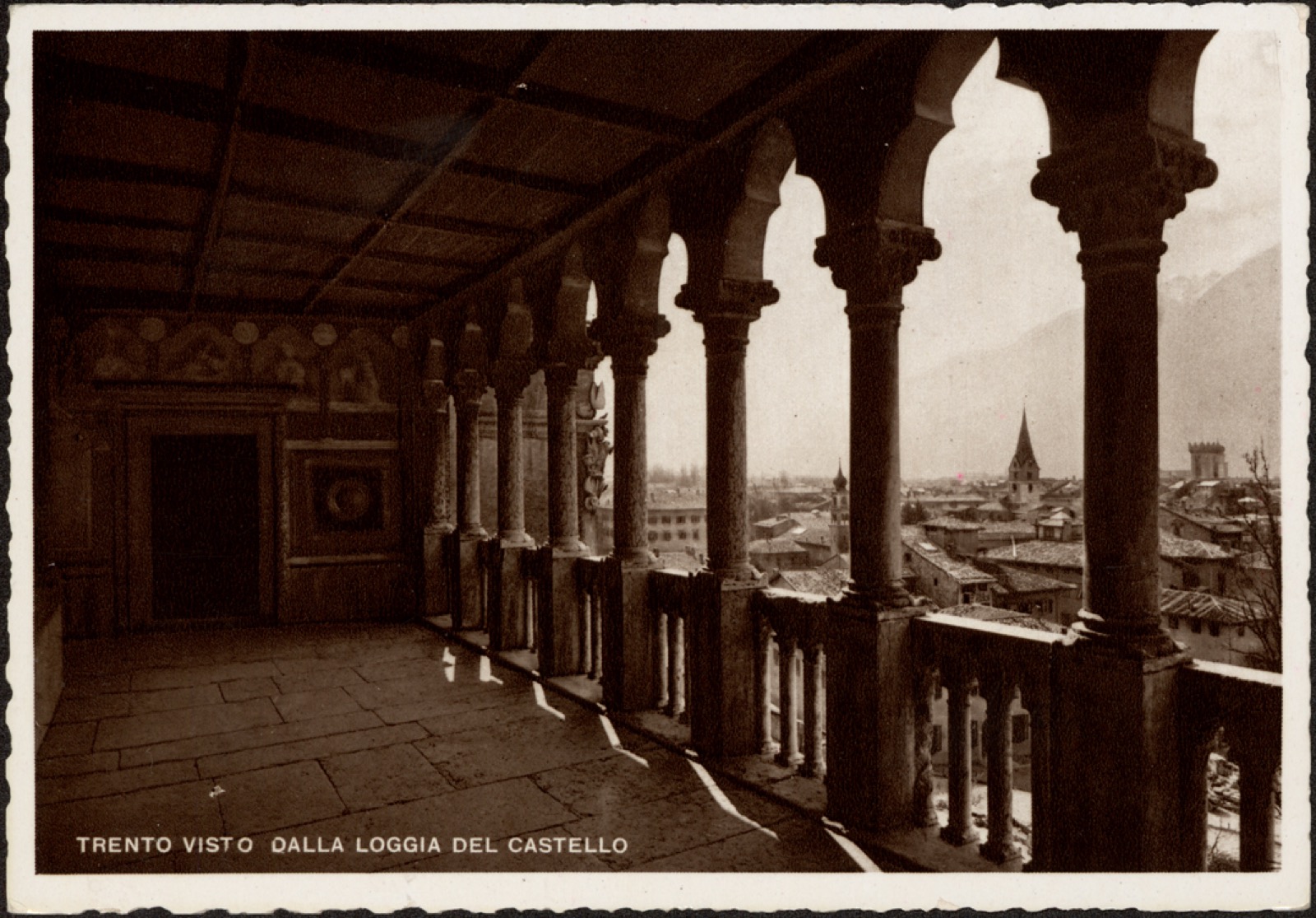 Trento - Loggia di Castelvecchio, Castelvecchio