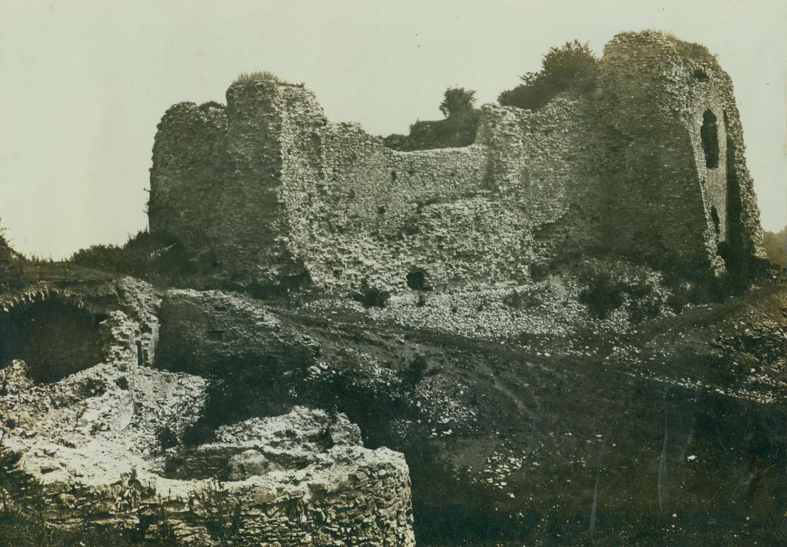 Cetin - Detalj starog grada: Drenđula, Cetin Castle