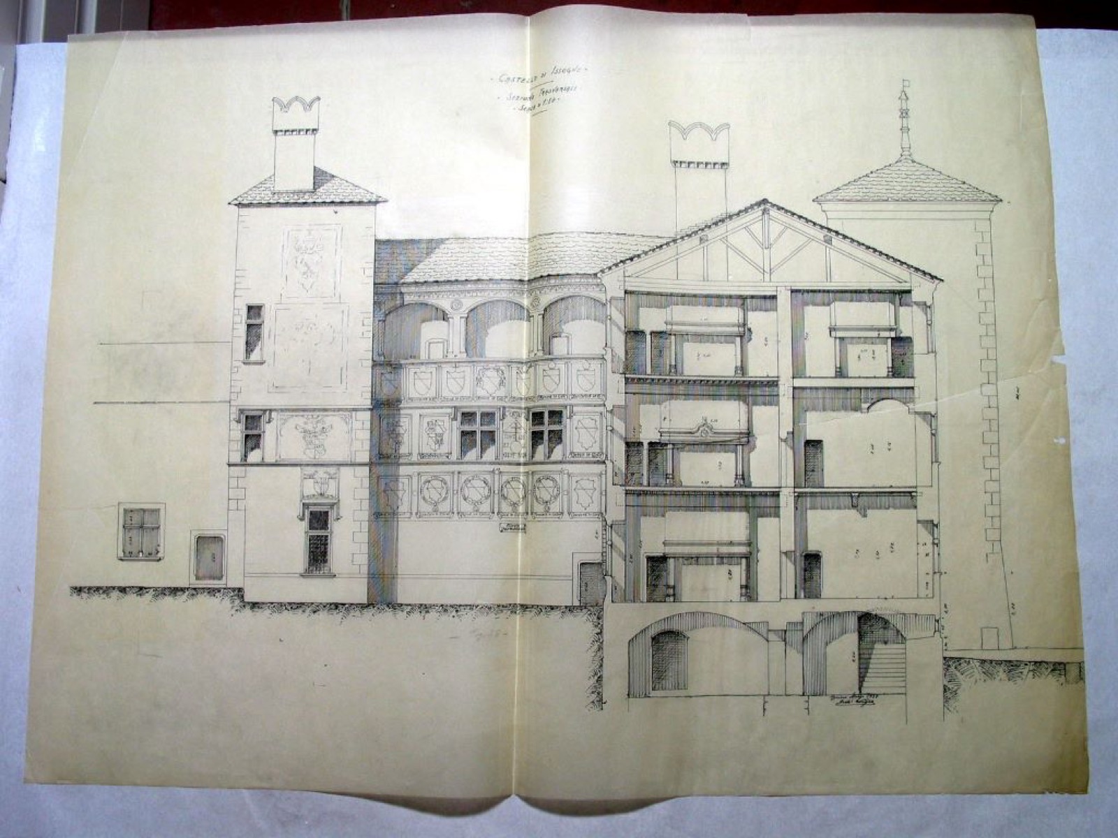 Issogne Castle - Transverse Section, Issogne Castle