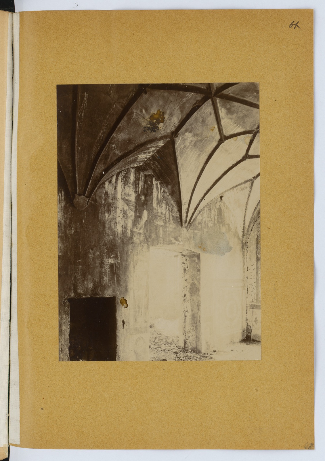 Schloss Juval, Kastelbell-Tschars: Eingangsbereich (aus: Skizzen- und Fotoalbum 14), Juval Castle