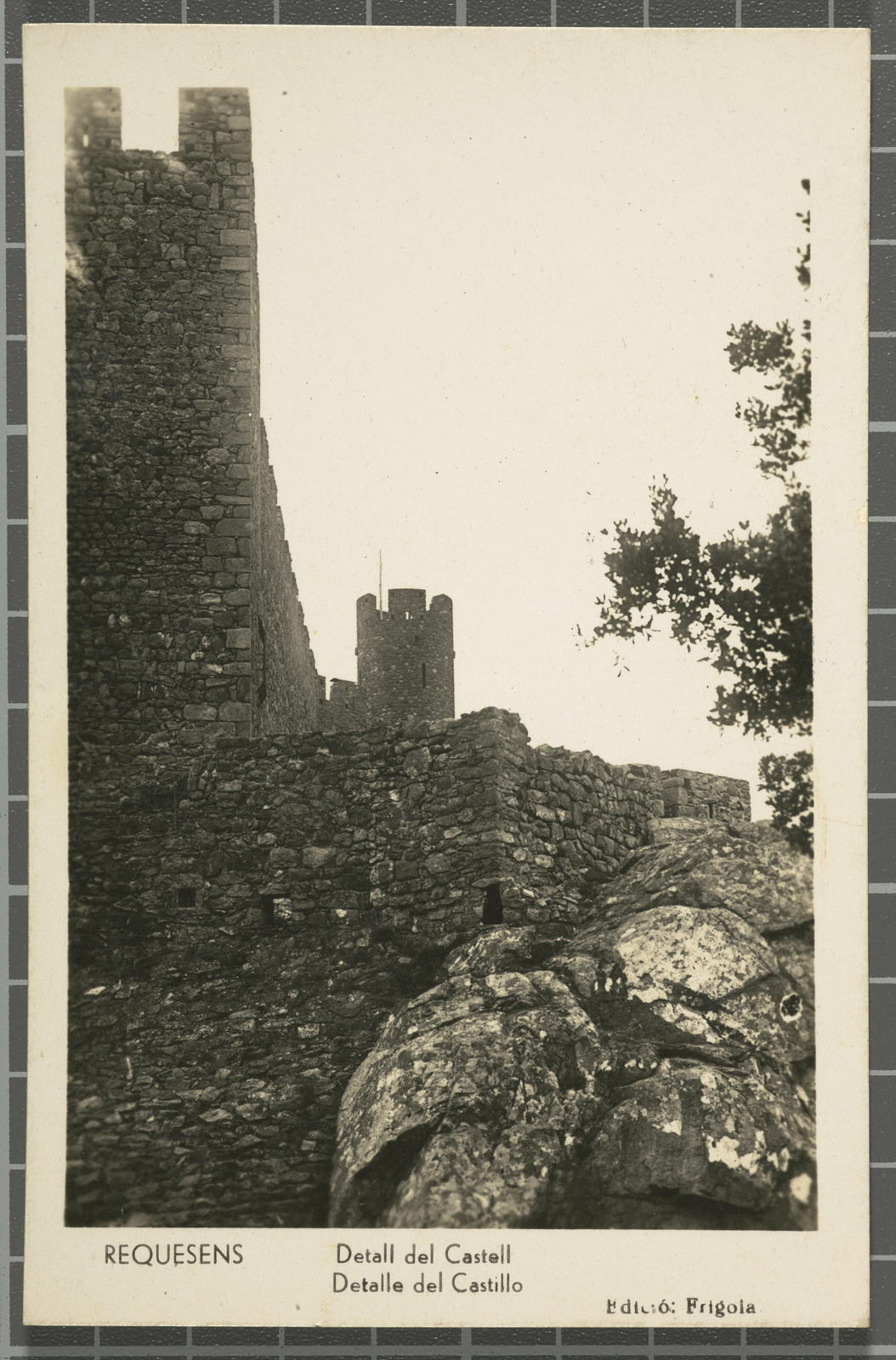 Requesens. Castle Detail. Castle Detalle, Requesens Castle